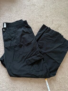 🖤 OLD NAVY - Large Black Cargo Pants